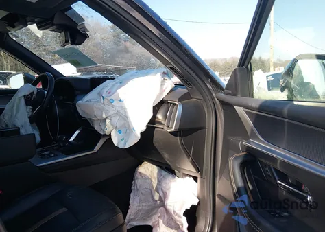 2024 Mazda Cx-90 3.3 Turbo Premium Plus z USA, uszkodzony, nr VIN JM3KKEHD5R1110483